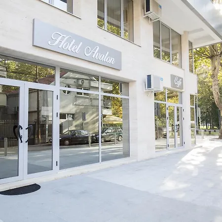Hotel Hotel Avalon Garni 4*