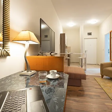 Hotel Avalon Garni Belgrade