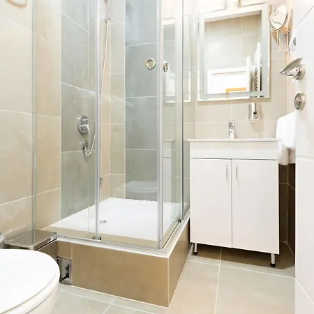 Hotel Avalon Garni Hotel Belgrade