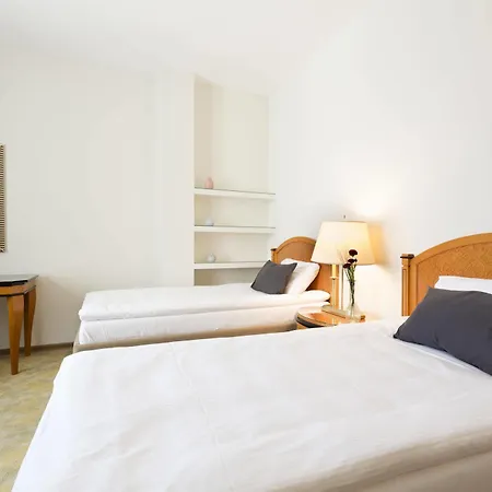Hotel Hotel Avalon Garni 4*